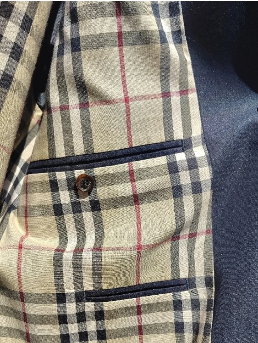 Burberry Mens Dark Navy Trench Coat. Timeless and Classic Style. 
Retail $2,250 - Picture 5 of 7